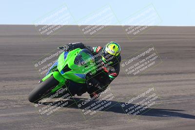 media/Feb-05-2023-SoCal Trackdays (Sun) [[b2340e6653]]/Bowl (10am)/